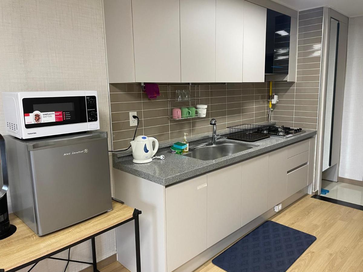 Spacious Luxury Condo W/ Kitchen Beside Hilton Clark D'Heights Mabalacat Esterno foto
